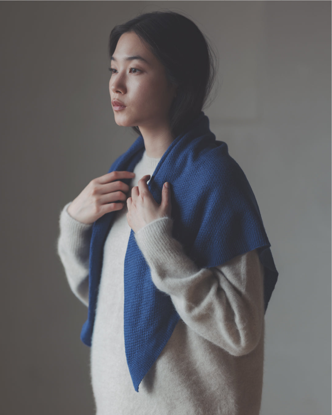 カシミヤ　薄手ショール