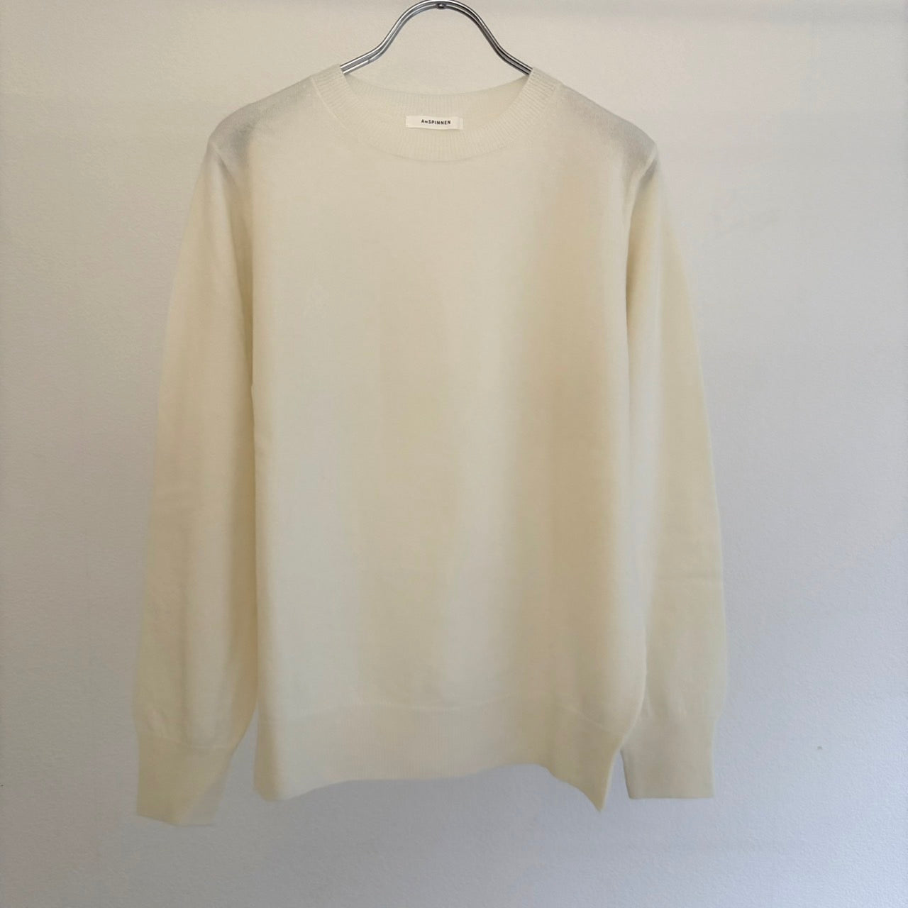 カシミヤ　薄手クルーネックセーター 継続